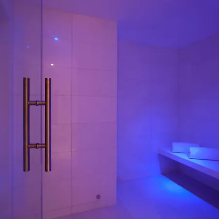 호텔 Sandy & - Ex Sentido 4*