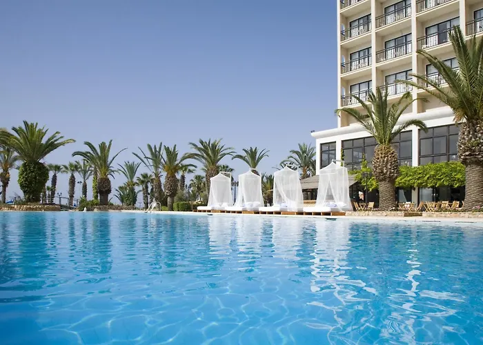 Sandy & - Ex Sentido 4* ラルナカ