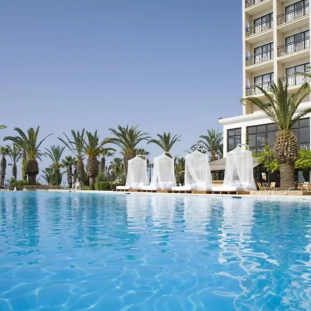 Sandy & - Ex Sentido 4* Ларнака