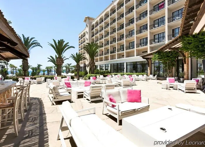 Sandy & - Ex Sentido Larnaca